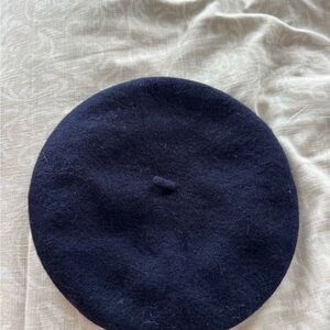 Classic Navy Beret
